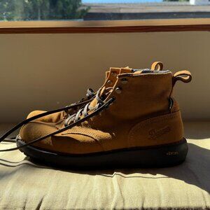 DANNER HIKING BOOT